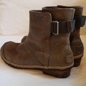 Sorel Slimboot Pull On Short